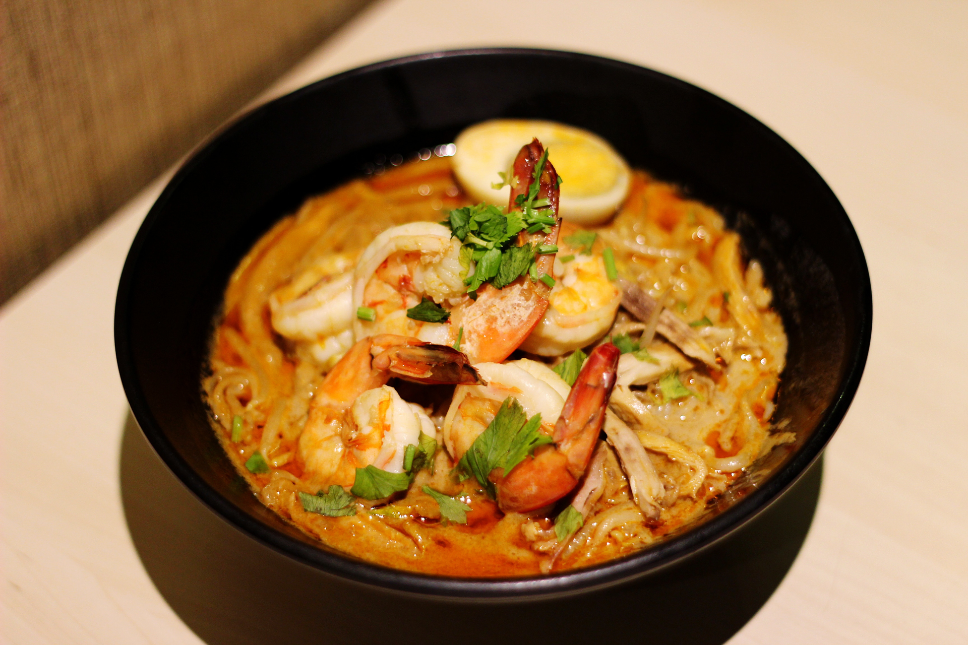 Aromatic Malaysian Curry Laksa with Prawns and Coconut Milk
