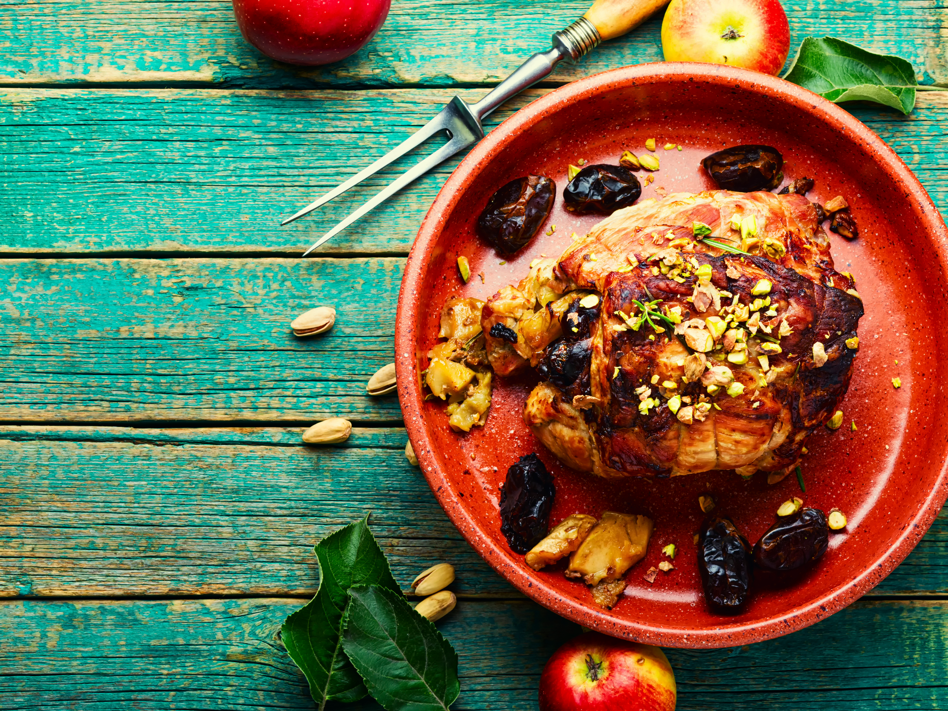 Aromatic Moroccan Chicken Tagine with Apricots and Almonds