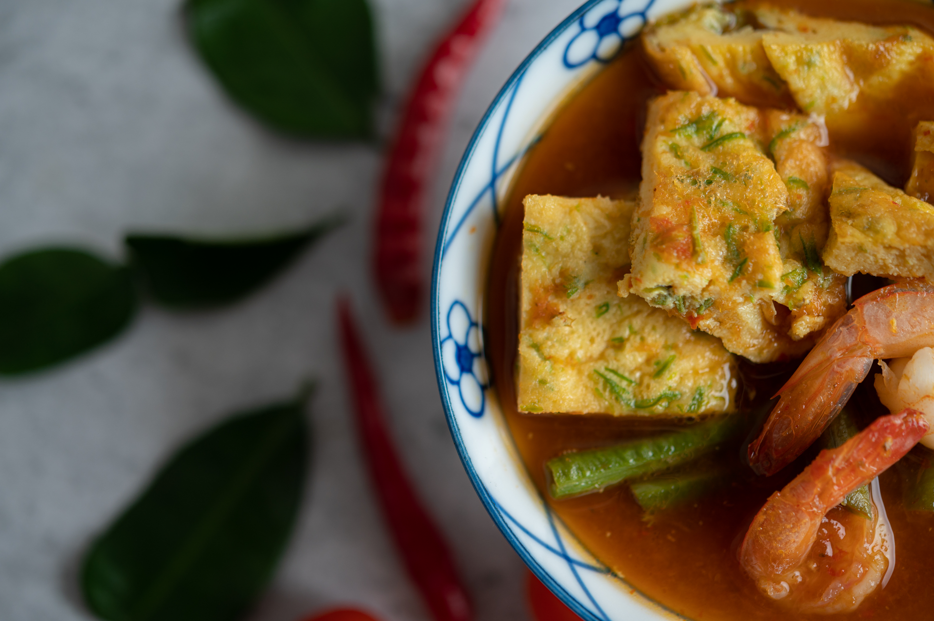 Burmese Tomato Tofu Curry with Lemongrass
