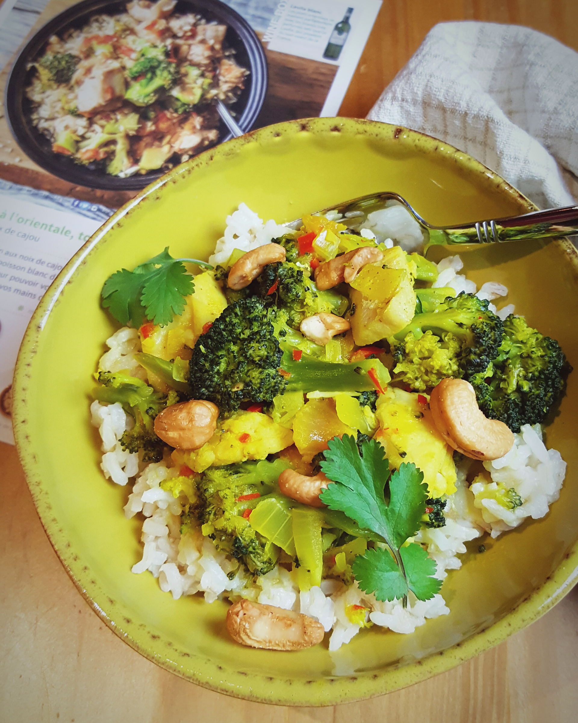 Caribbean Jerk Cauliflower Rice Bowl with Mango Salsa