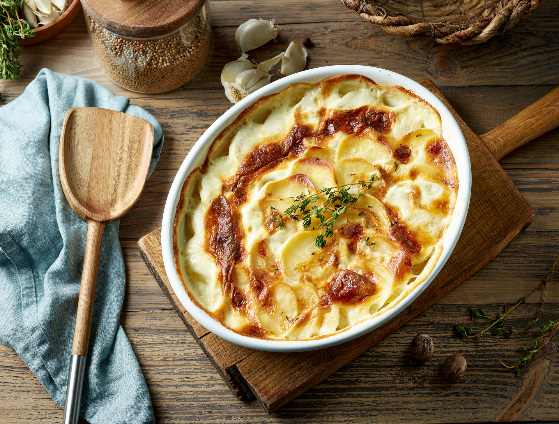 Creamy French Dauphinoise Potatoes with Gruyère Cheese