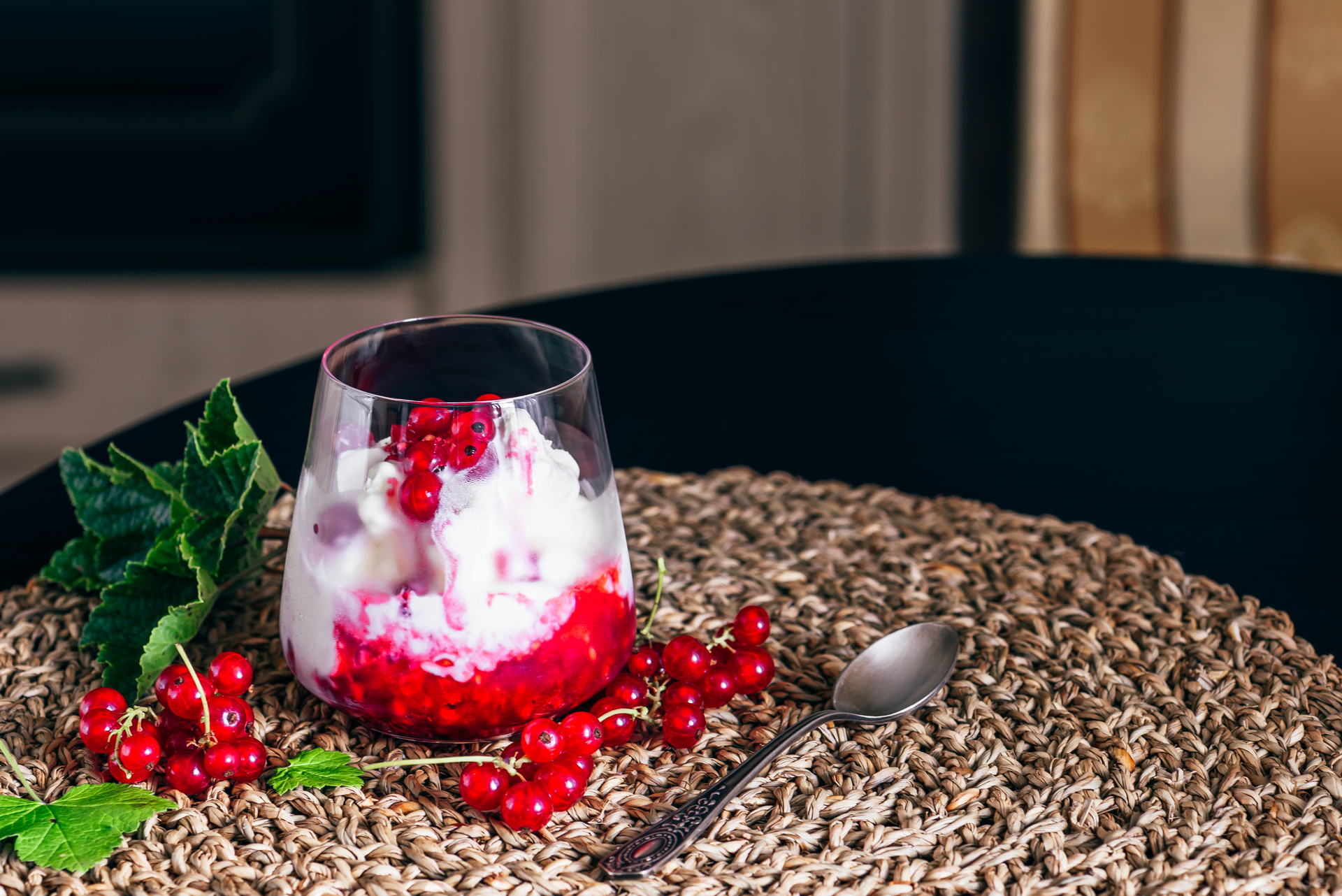Creamy Sudanese Karkadeh with Hibiscus and Mint