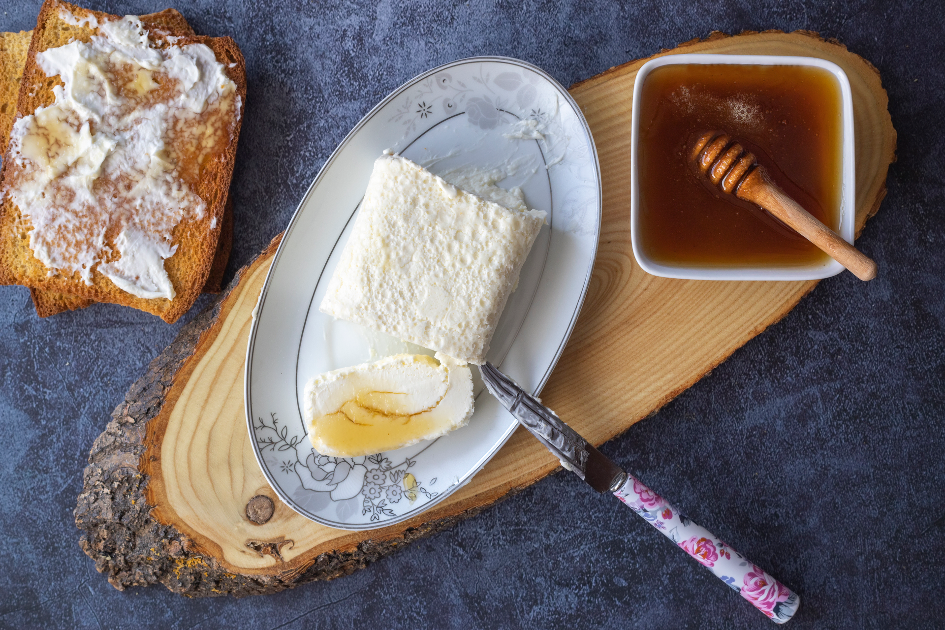 Creamy Turkish Kaymak with Acacia Honey