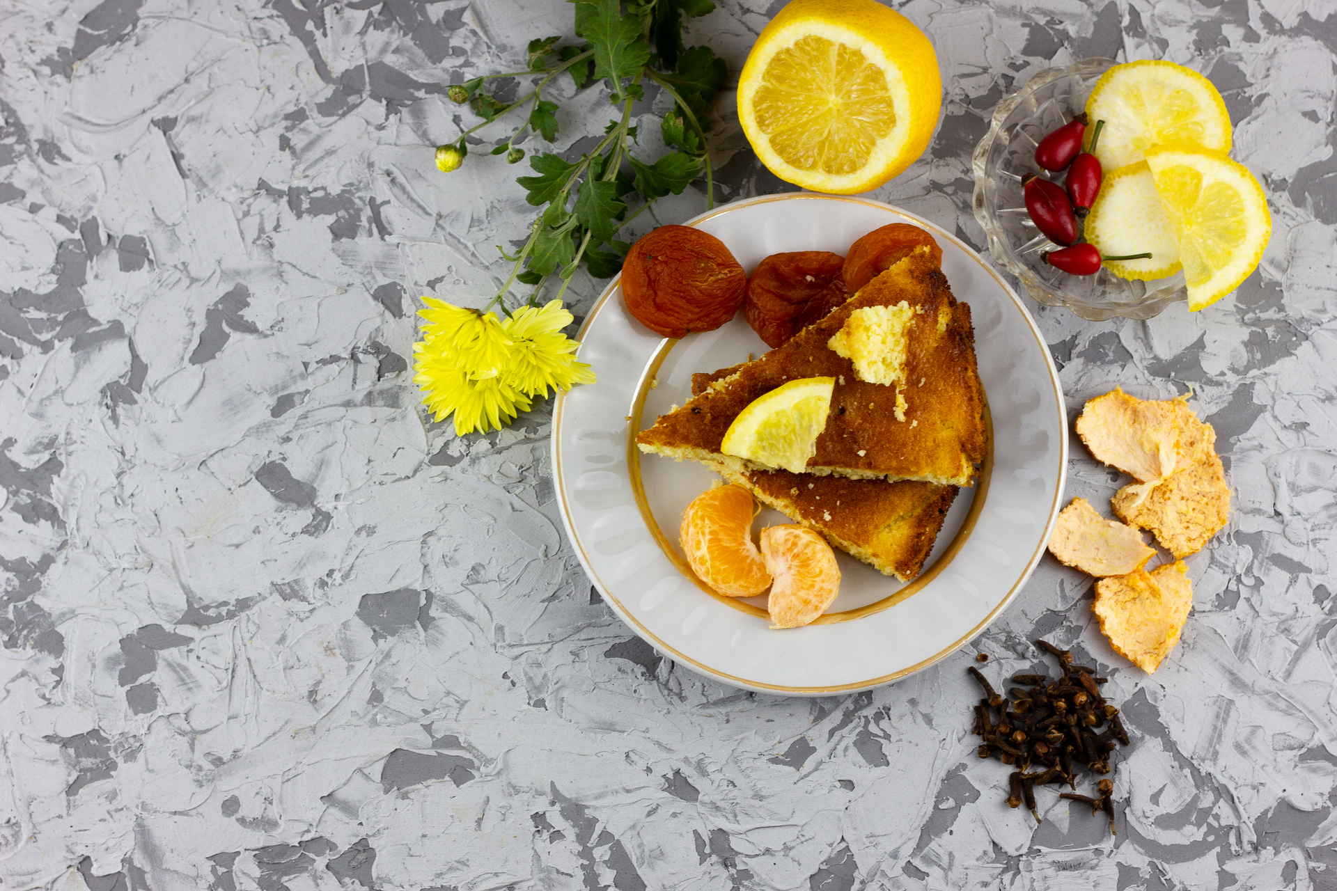 Floral Iranian Gol Gavzaban with Lemon and Honey
