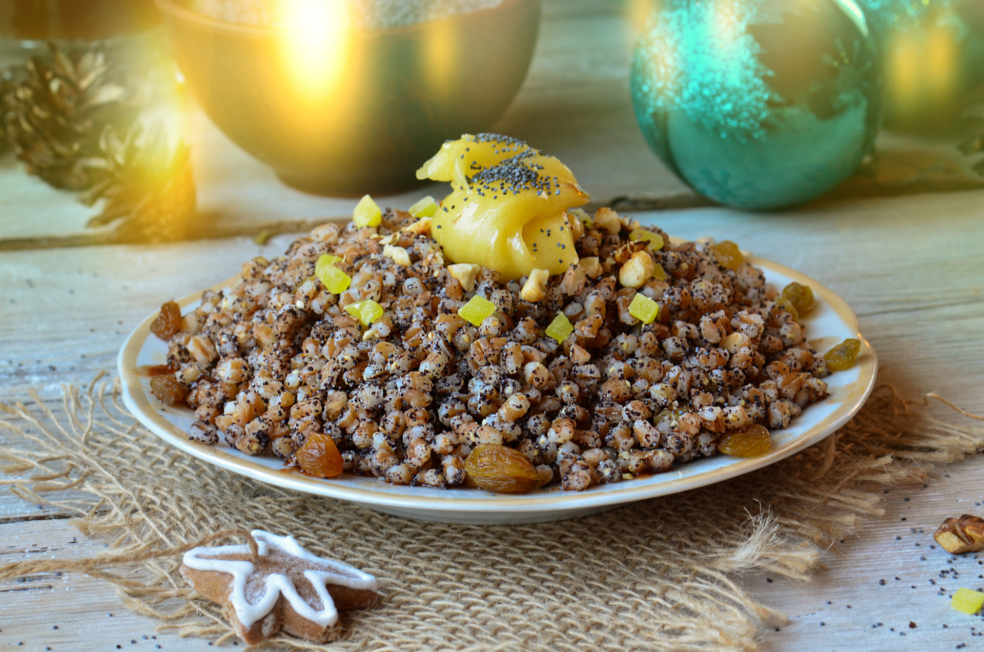 Fragrant Tunisian Couscous with Caramelized Onions and Raisins