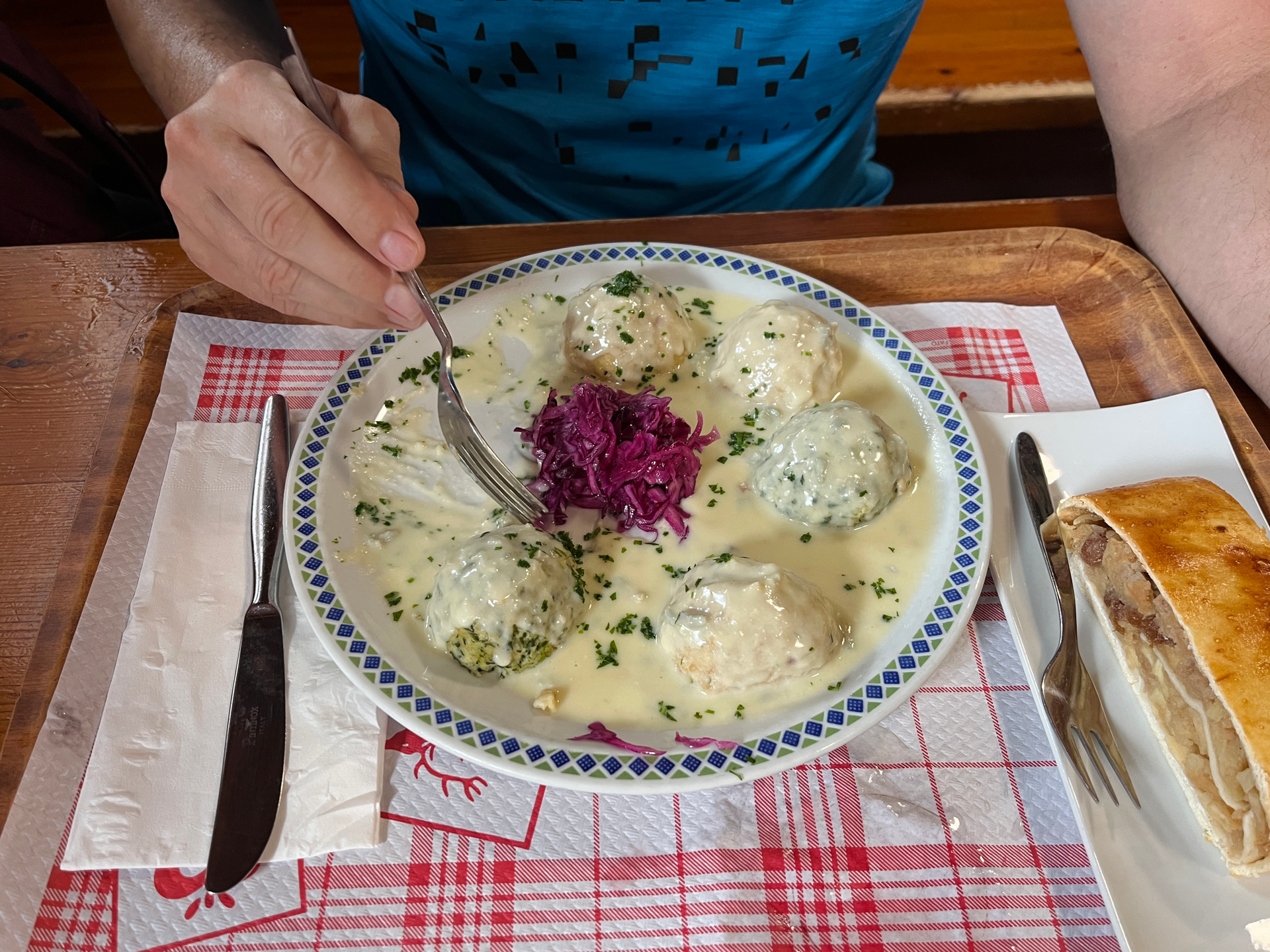 Greek Avgolemono Meatballs with Dill and Lemon Broth