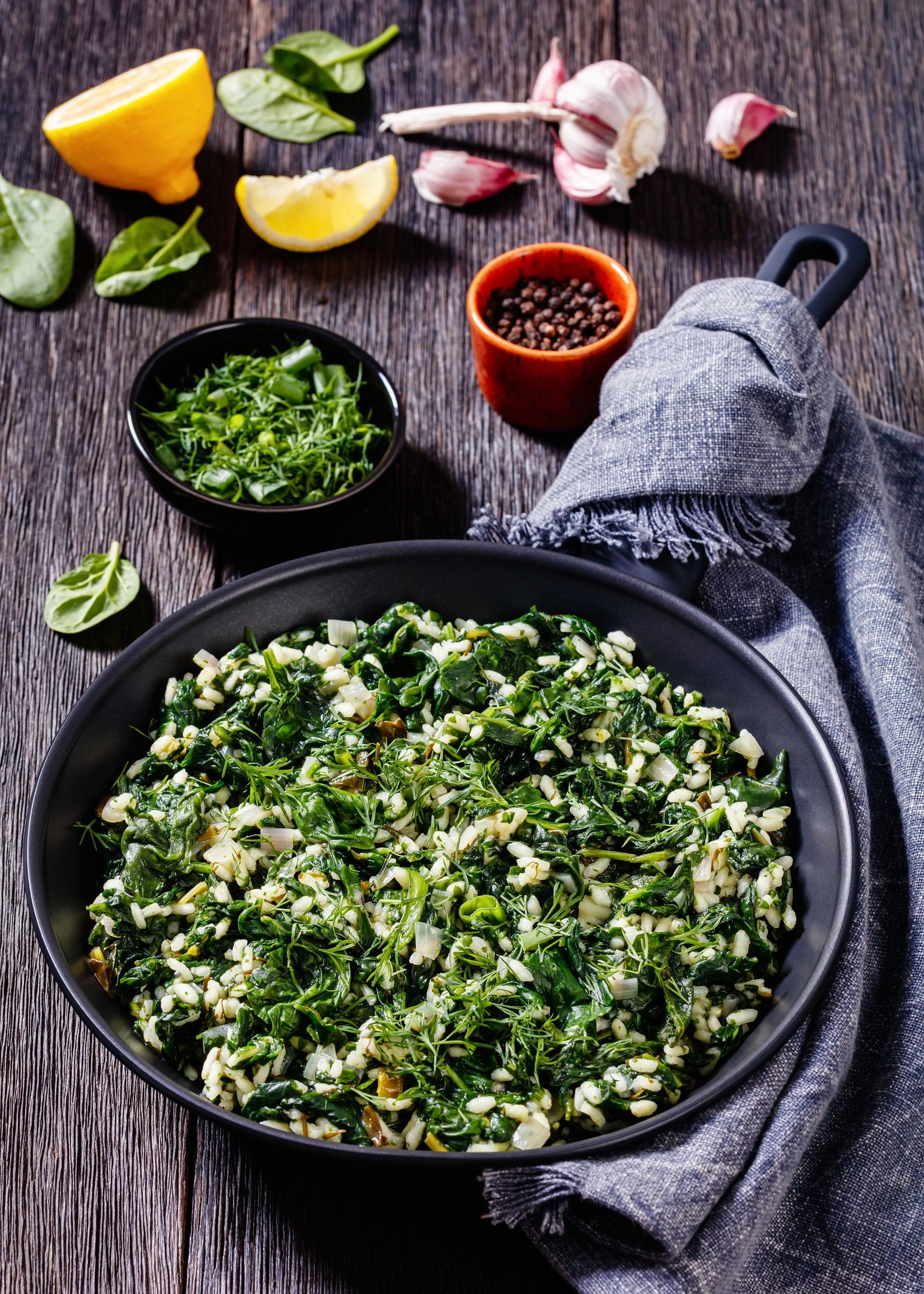 Herbaceous Greek Spanakorizo with Dill and Feta