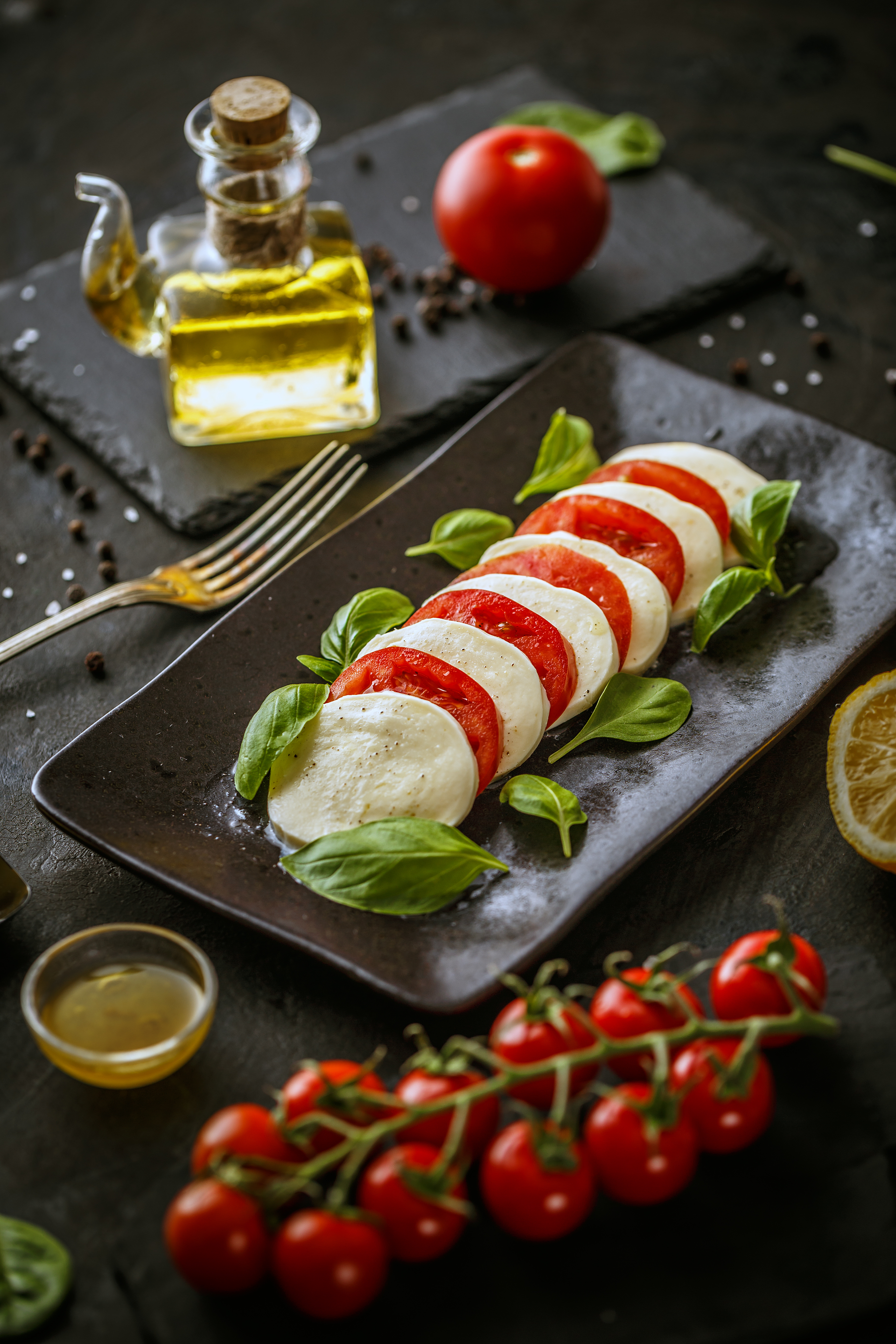 Herbaceous Italian Caprese Panzanella with Basil Oil Drizzle