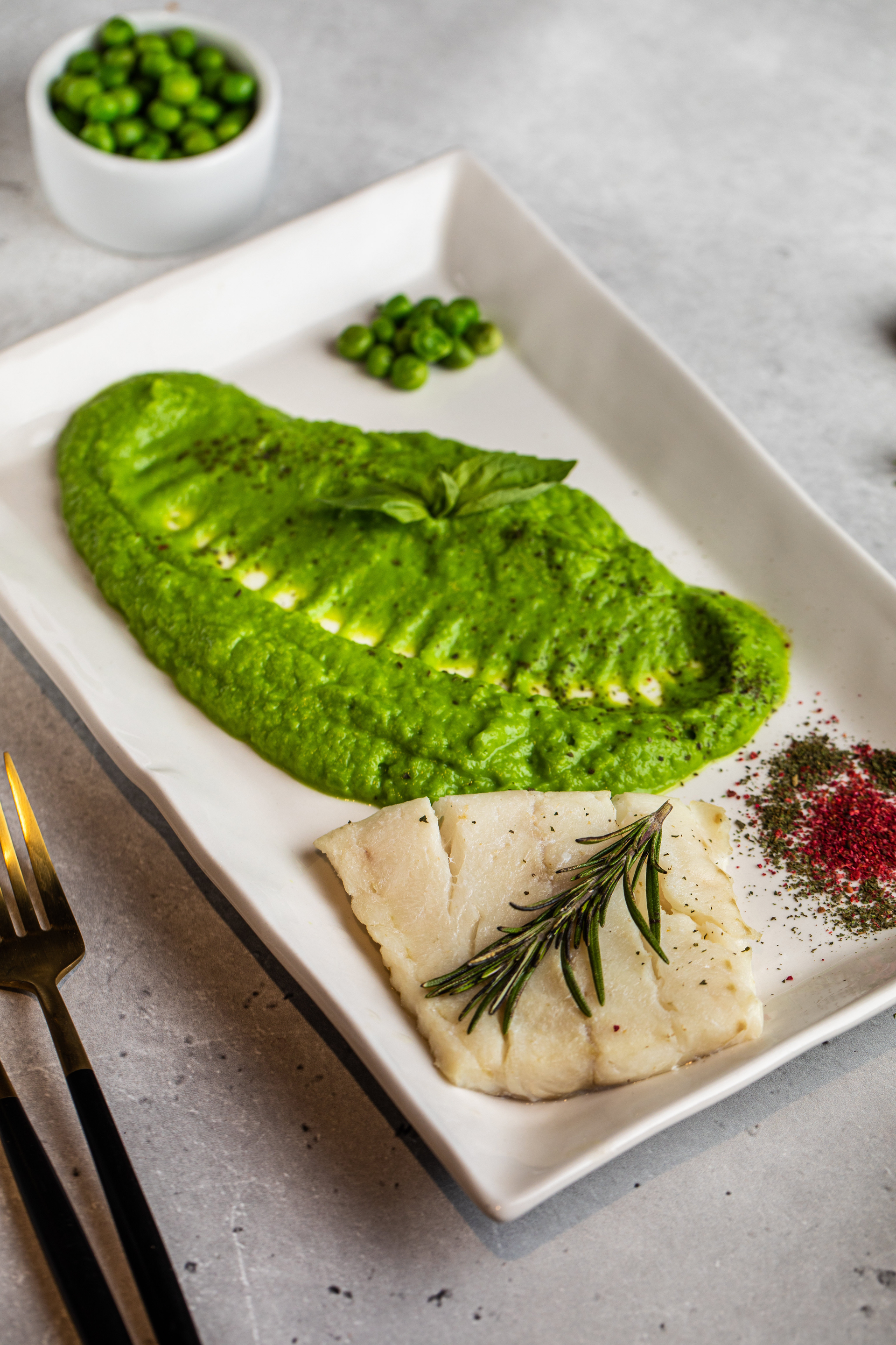 Herb-Crusted Icelandic Cod with Dried Seaweed Garnish