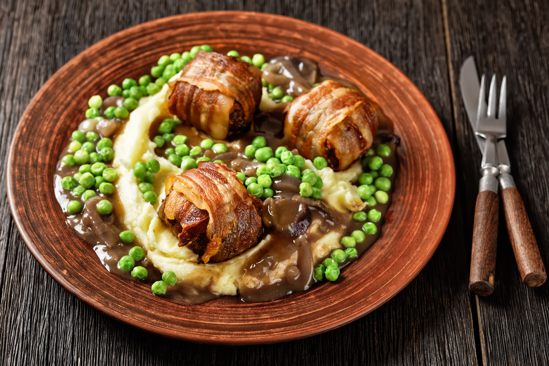 Icelandic Hangikjöt with Peas and Bechamel Sauce