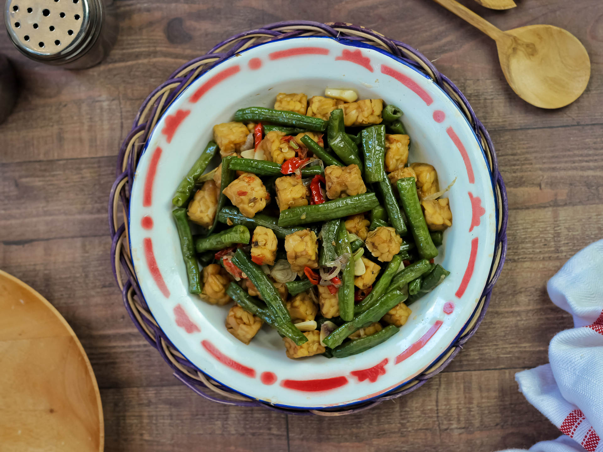 Indonesian Sambal Goreng Kentang with Tempeh and Green Beans