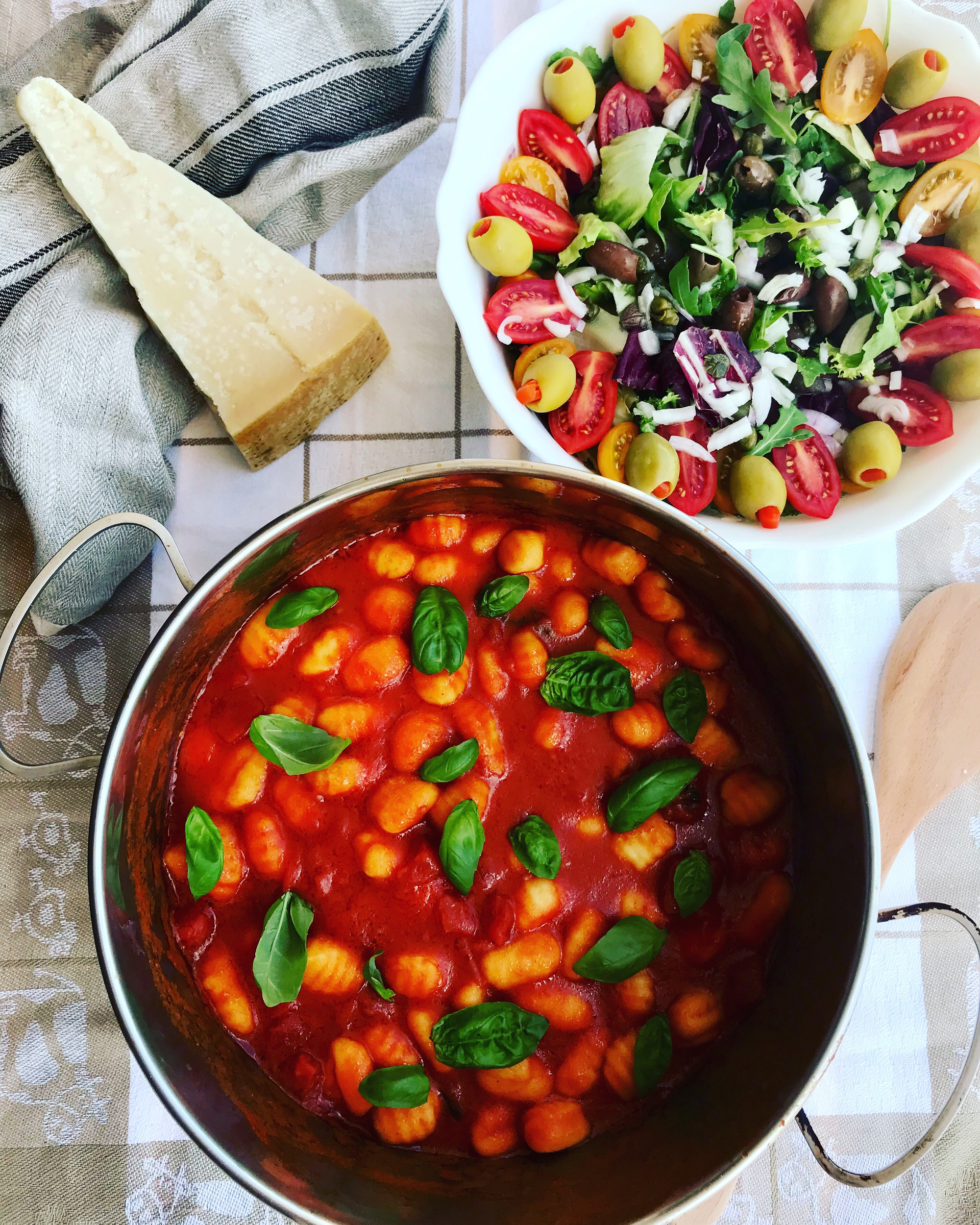 Lemony Greek Fasolakia Stew with Fresh Tomatoes