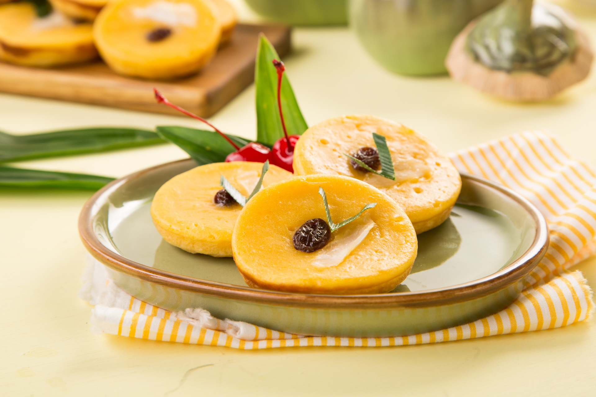 Luscious Taiwanese Pineapple Cake with Red Bean Paste
