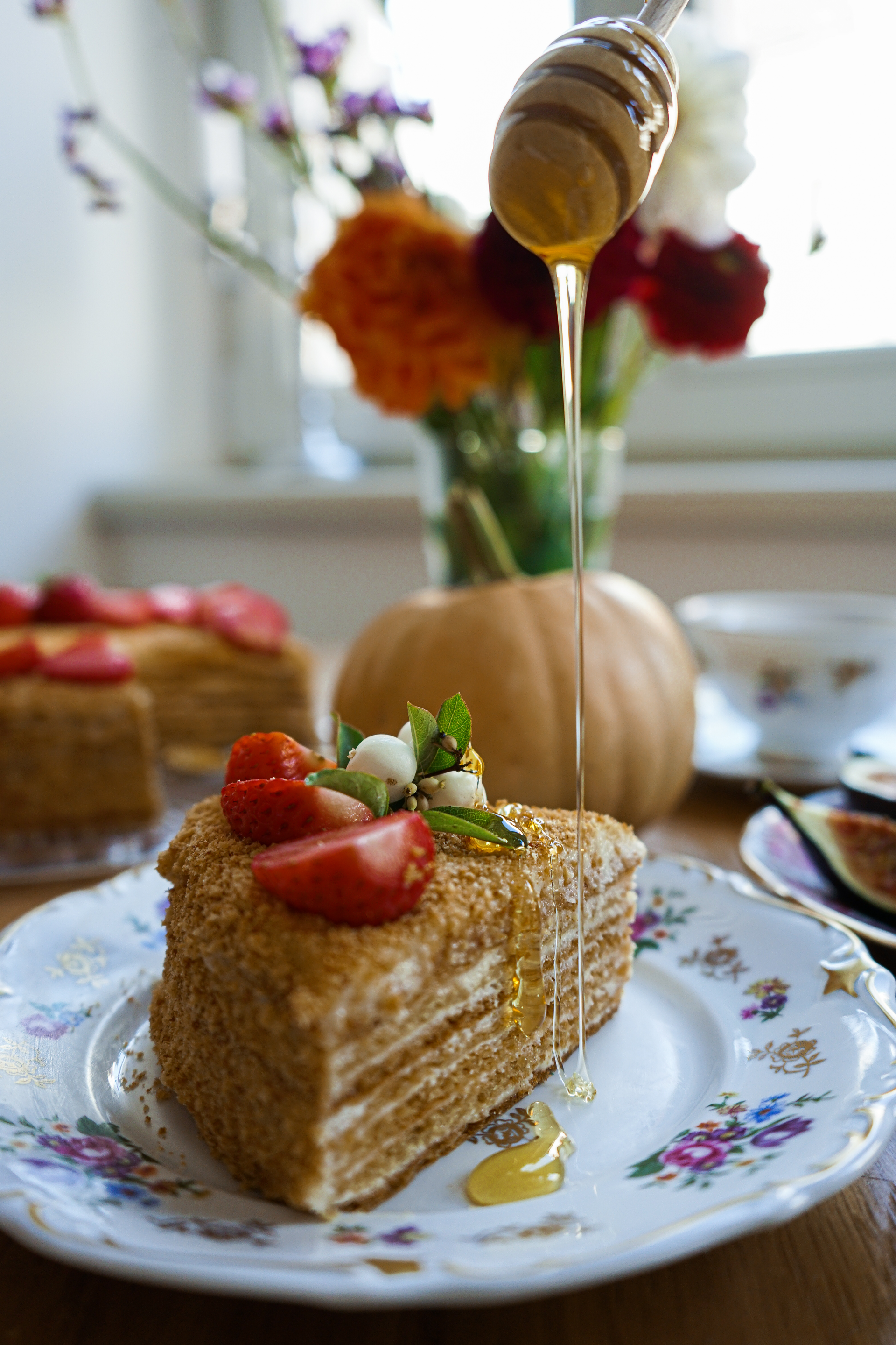 Lush Greek Baklava Cheesecake with Honey Syrup Drizzle