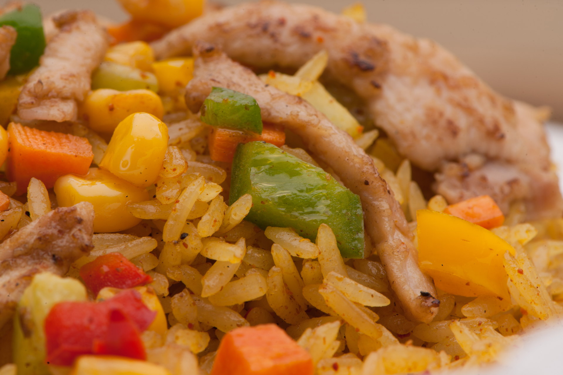 Nigerian Jollof Orzo with Bell Peppers and Chicken
