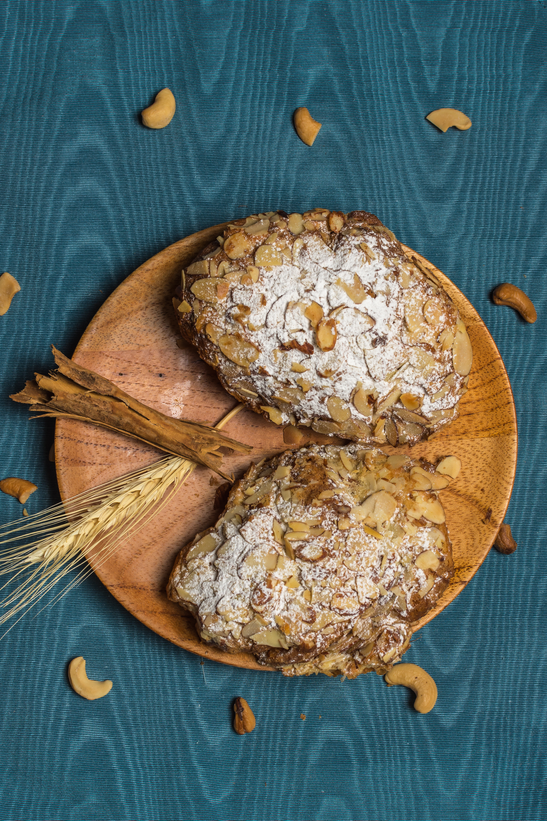 Nutty Lebanese Kaak Bread with Anise Seeds