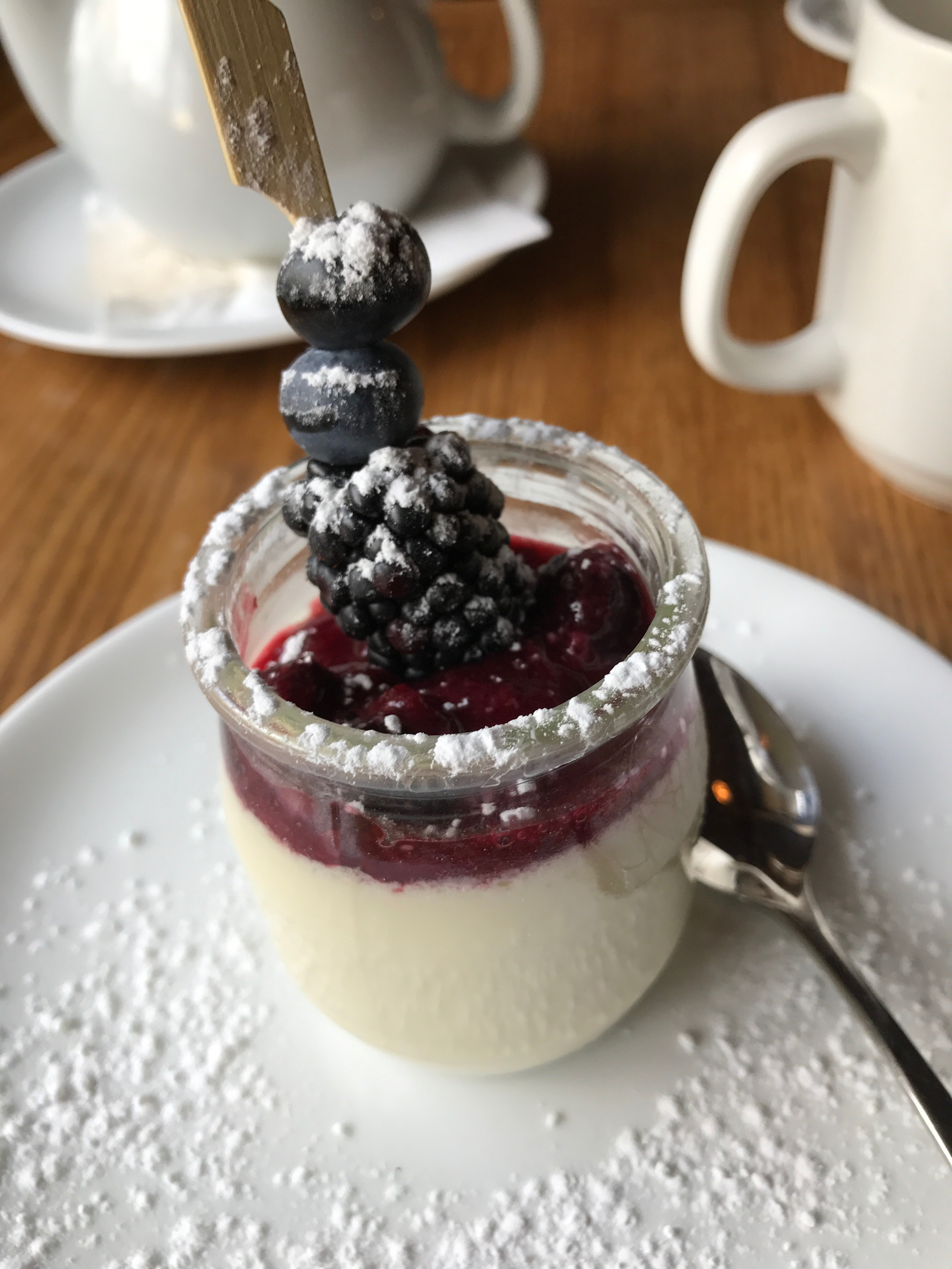 Refreshing Icelandic Skyr Mousse with Blueberry Compote