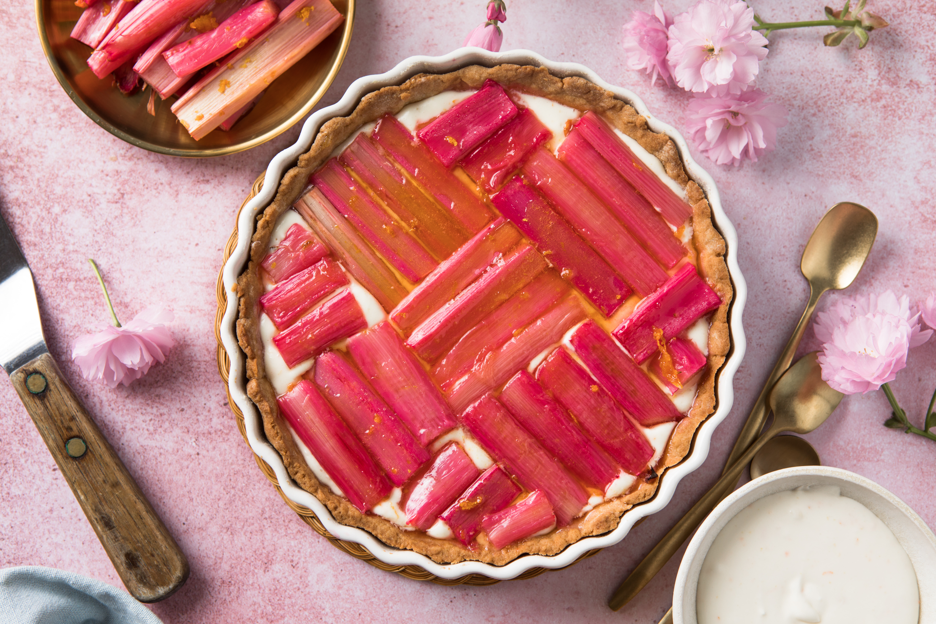 Rhubarb and Strawberry Tarte with Almond Crust