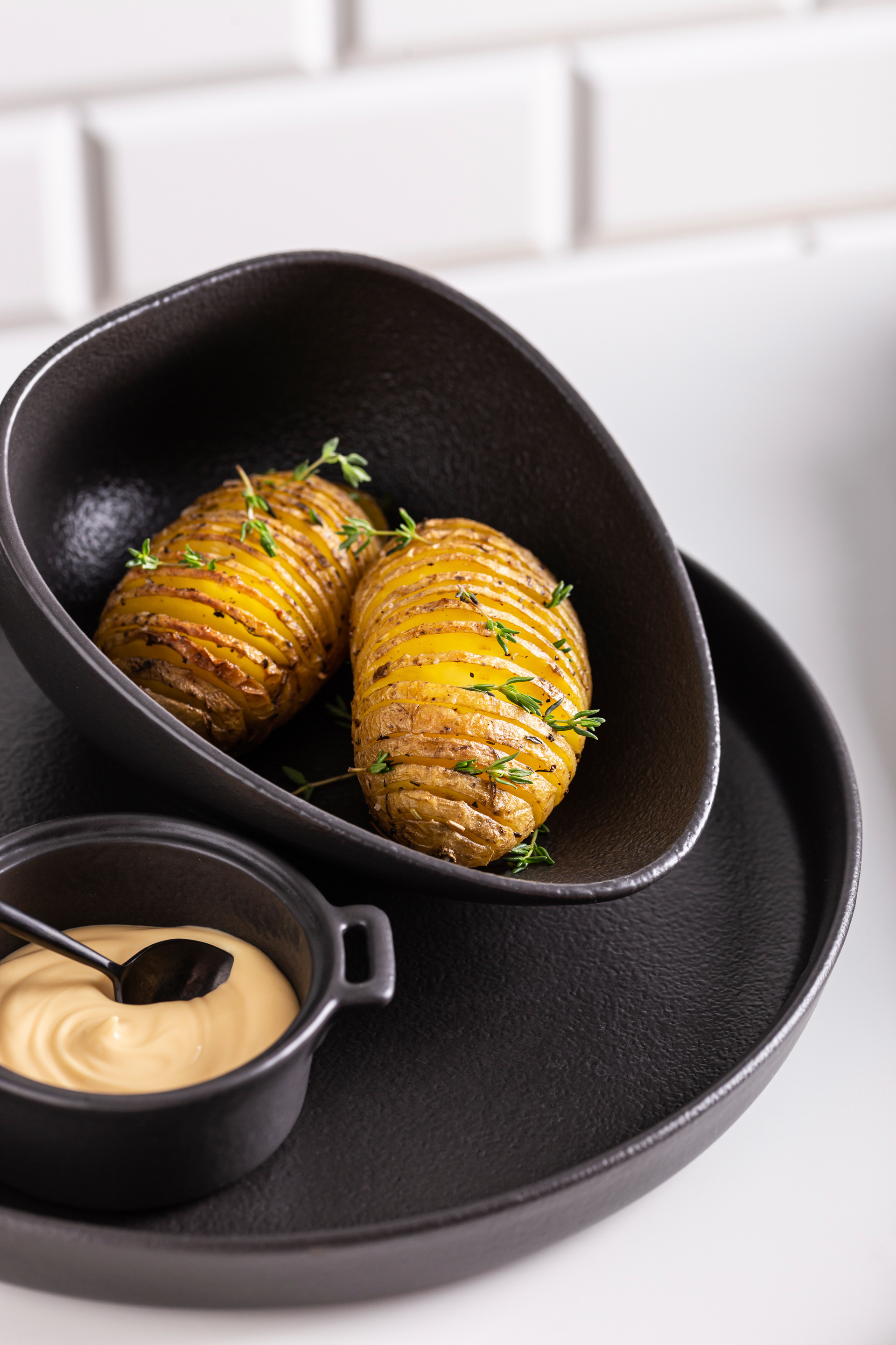 Rich Swedish Hasselback Potatoes with Garlic Butter