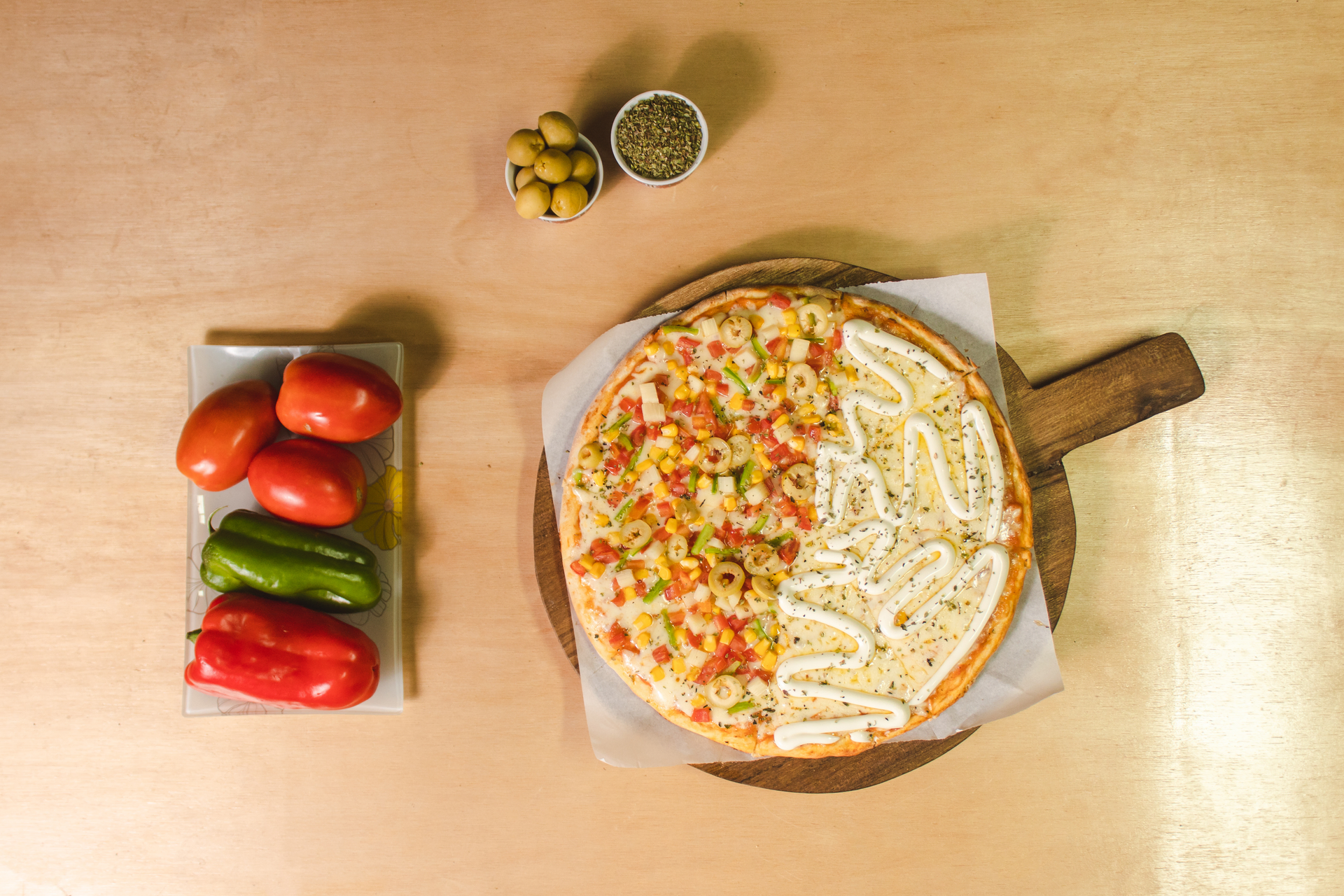 Savory Egyptian Koshari Pie with Lentil and Tomato Layers