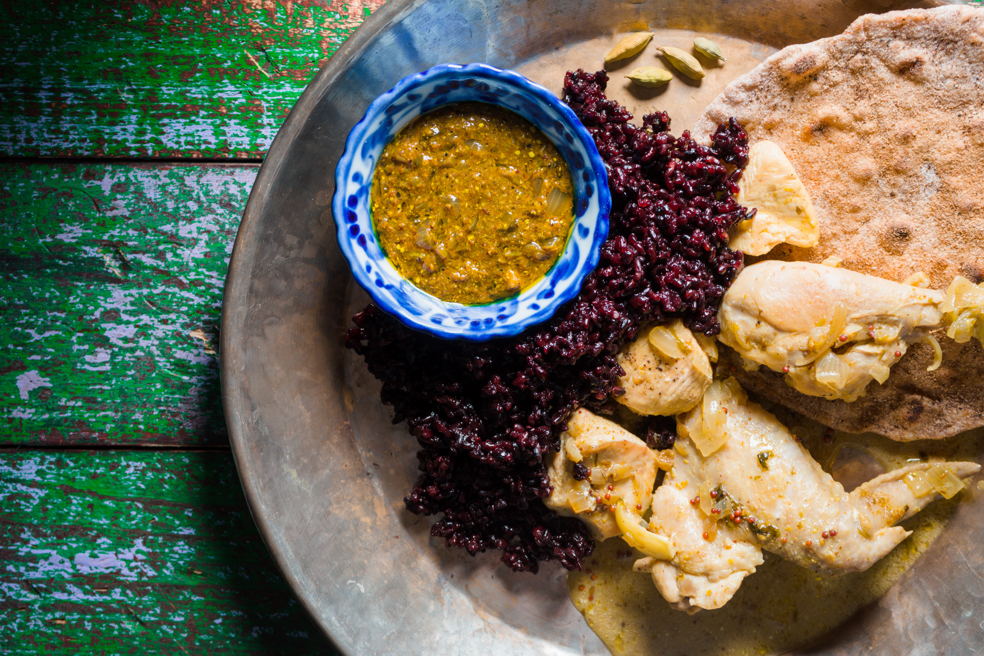 Silky Ethiopian Chiro with Berbere Spices and Flatbread