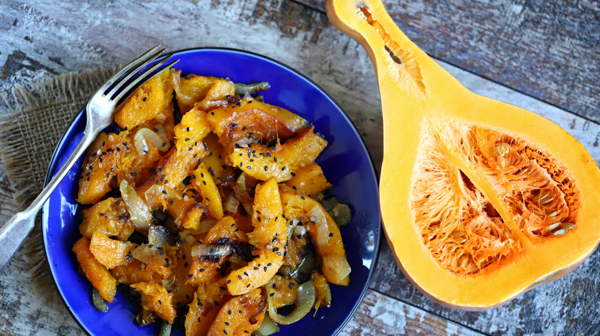 Spicy Guatemalan Pepián de Pollo with Toasted Pumpkin Seeds