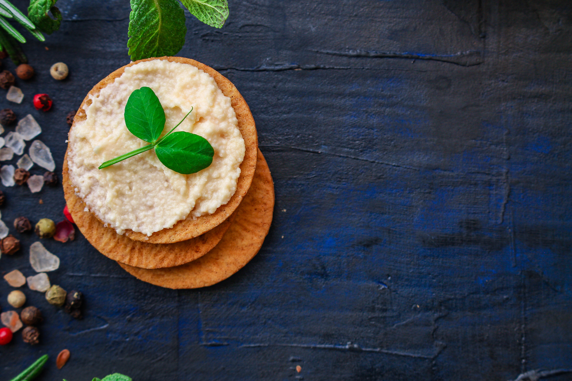 Spicy Indian Sorghum Roti with Fresh Mint and Tahini Spread