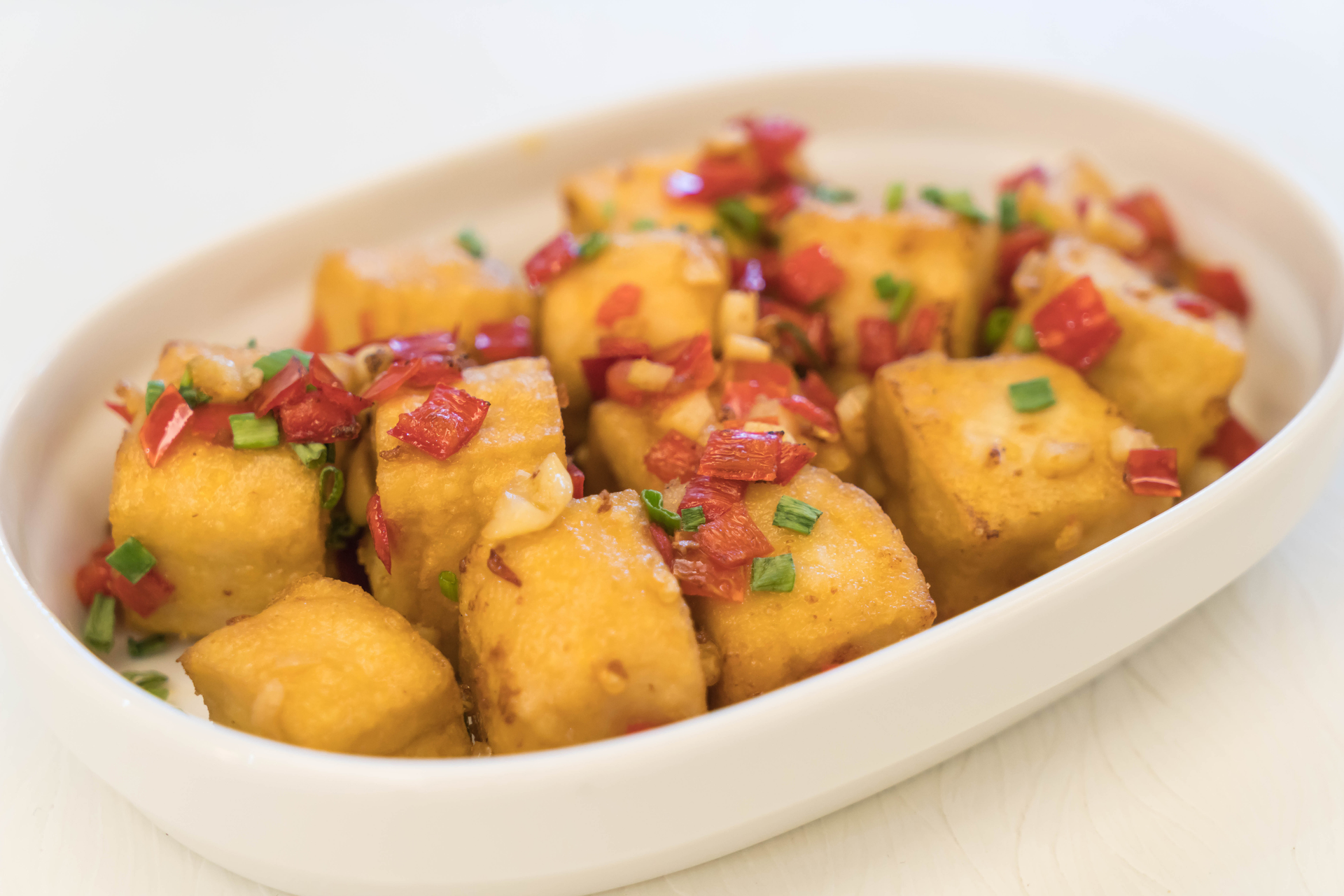 Spicy Ugandan Matoke with Groundnut Sauce