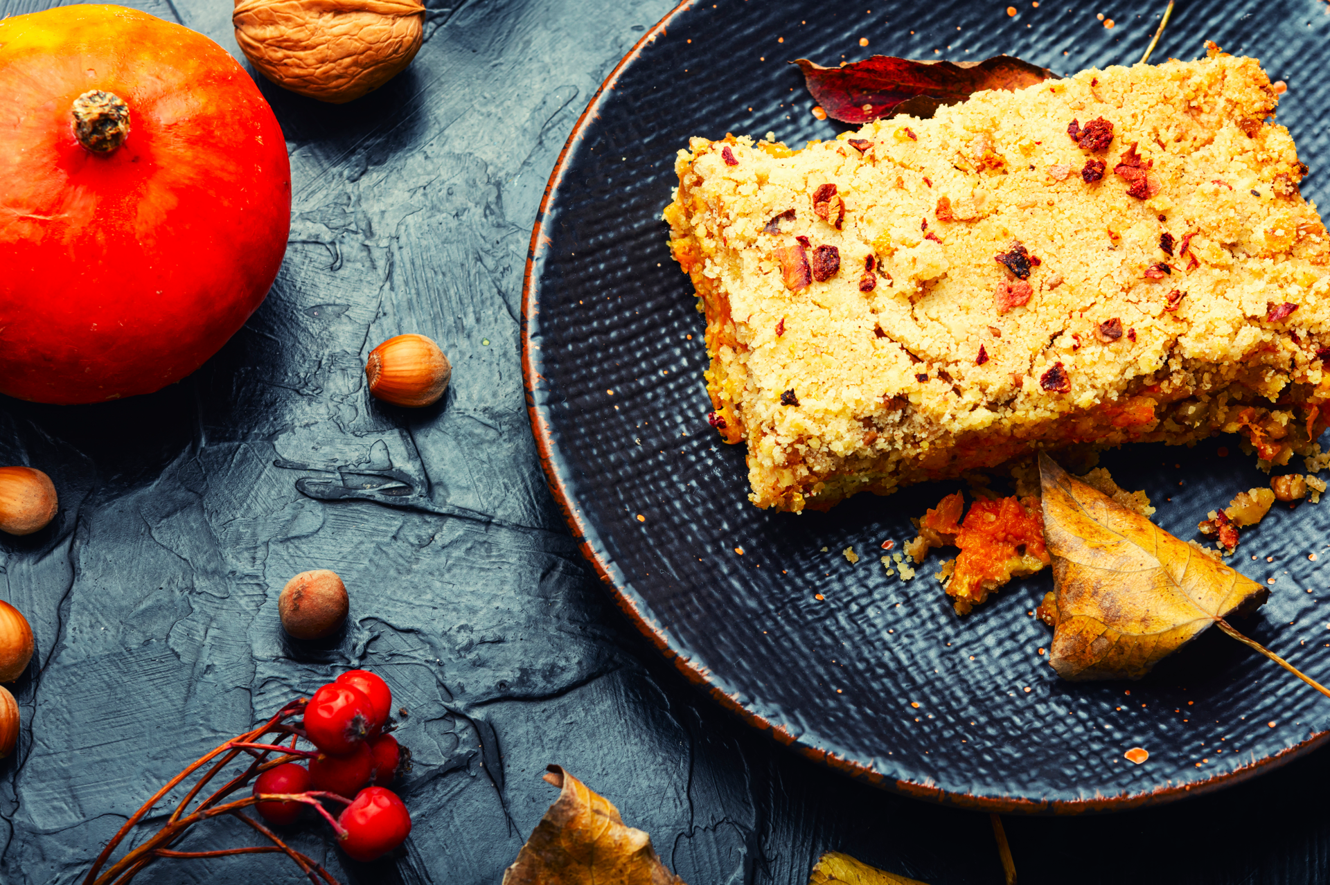 Swedish Cardamom-Infused Apple Havtorn Cake