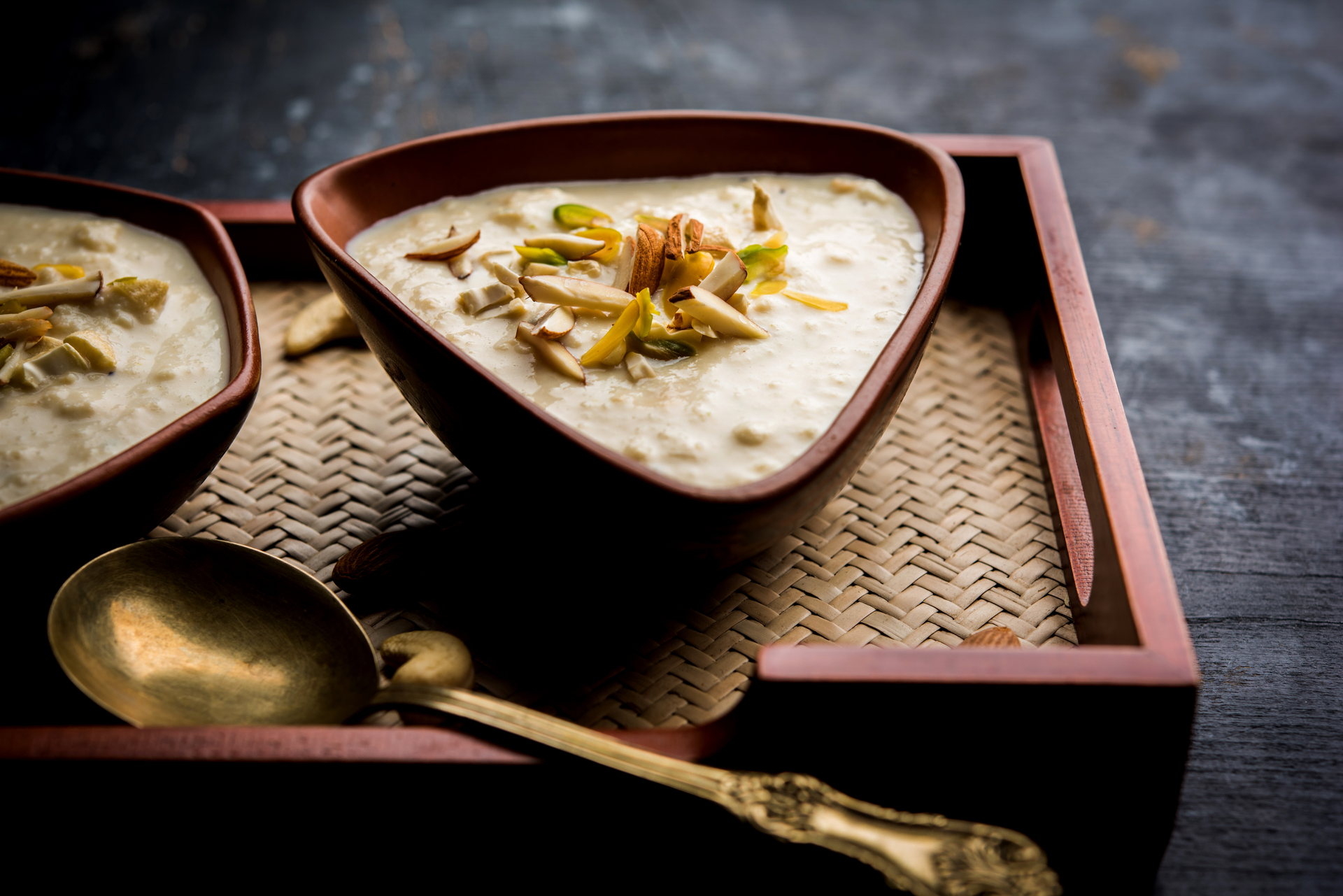 Sweet Bangladeshi Payesh with Cardamom and Cashews