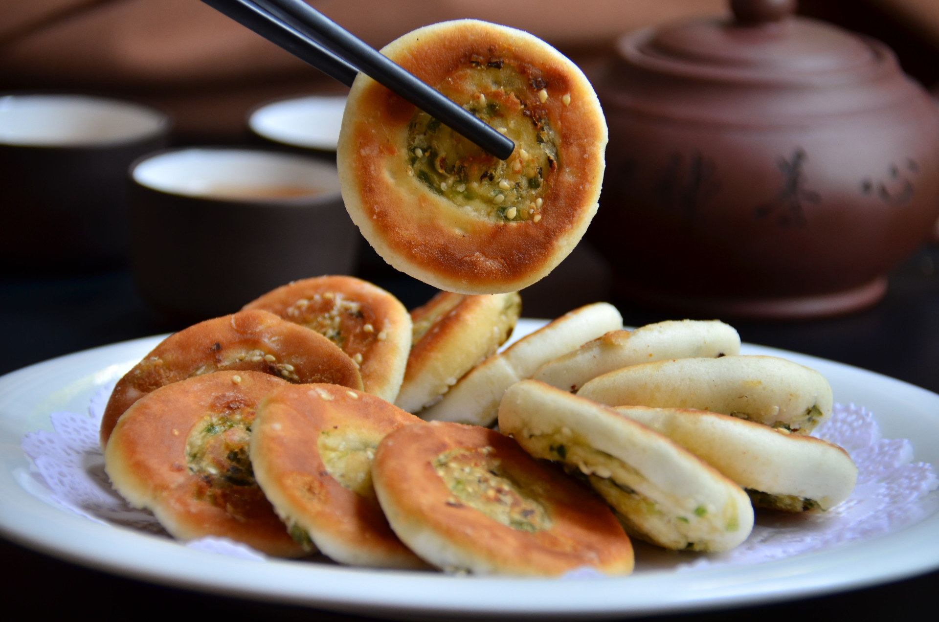 Sweet Korean Hotteok with Brown Sugar and Cinnamon Filling