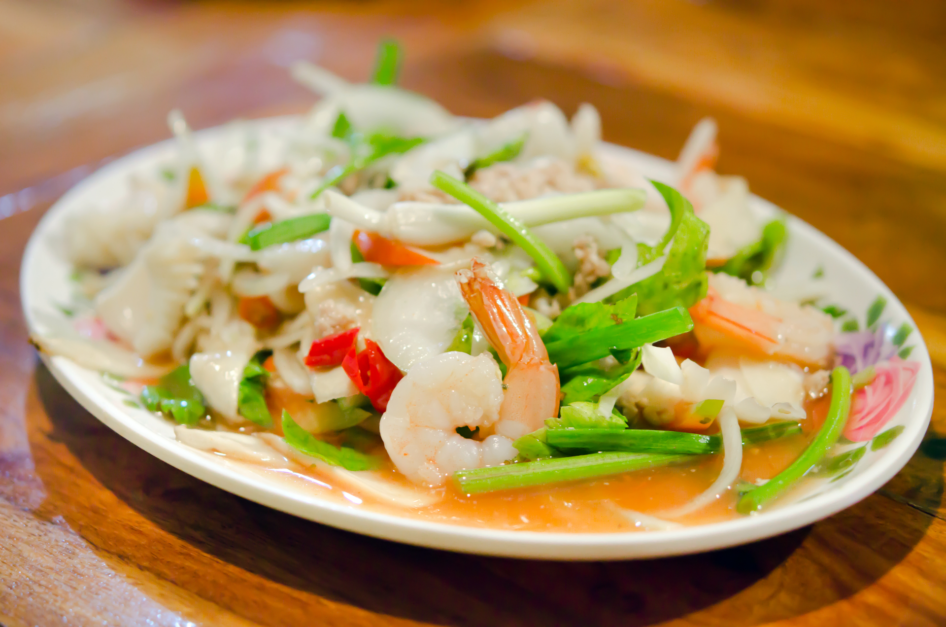 Tangy Thai Green Mango and Shrimp Salad with Chilis