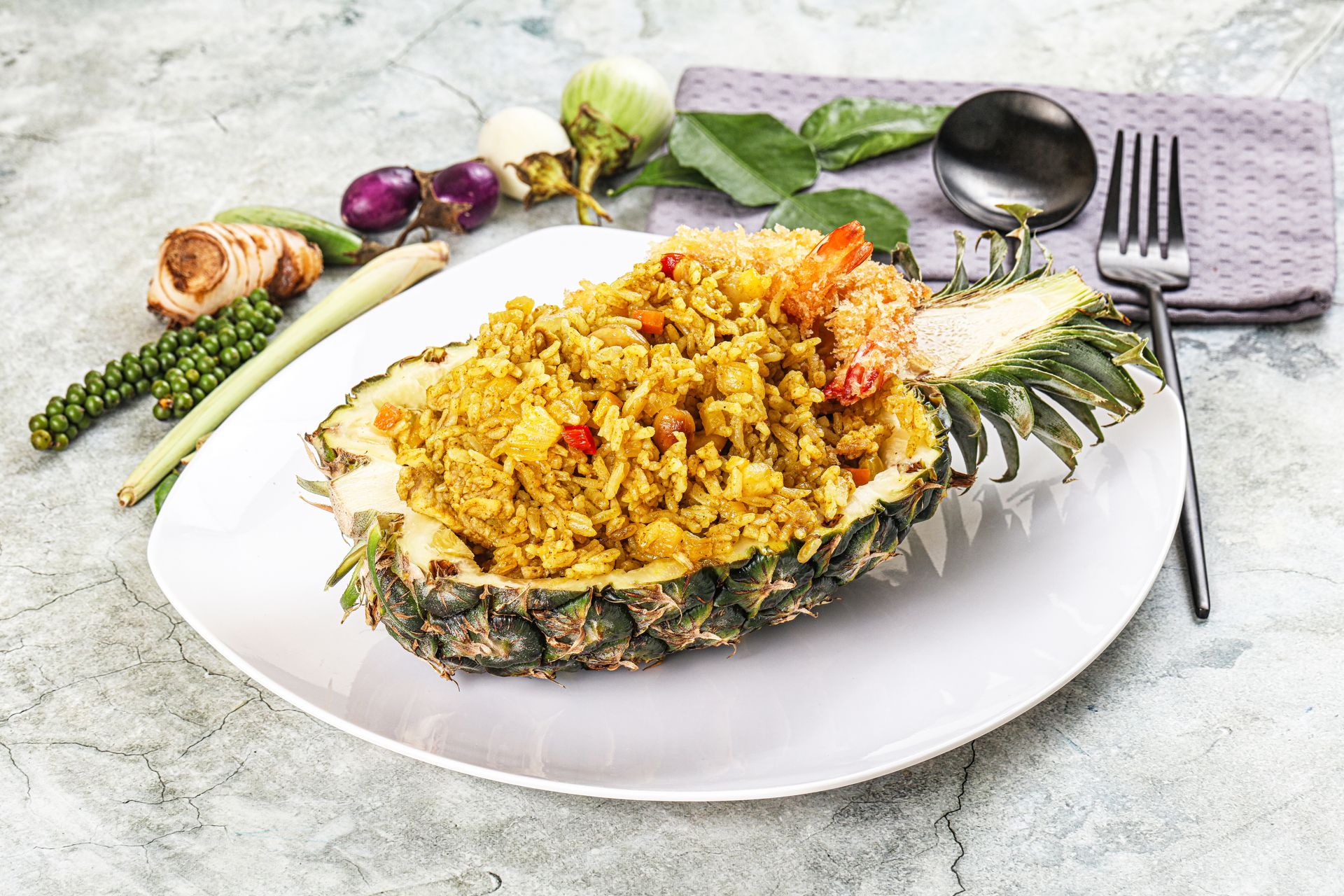 Thai Pineapple Fried Rice with Cashews and Curry Powder