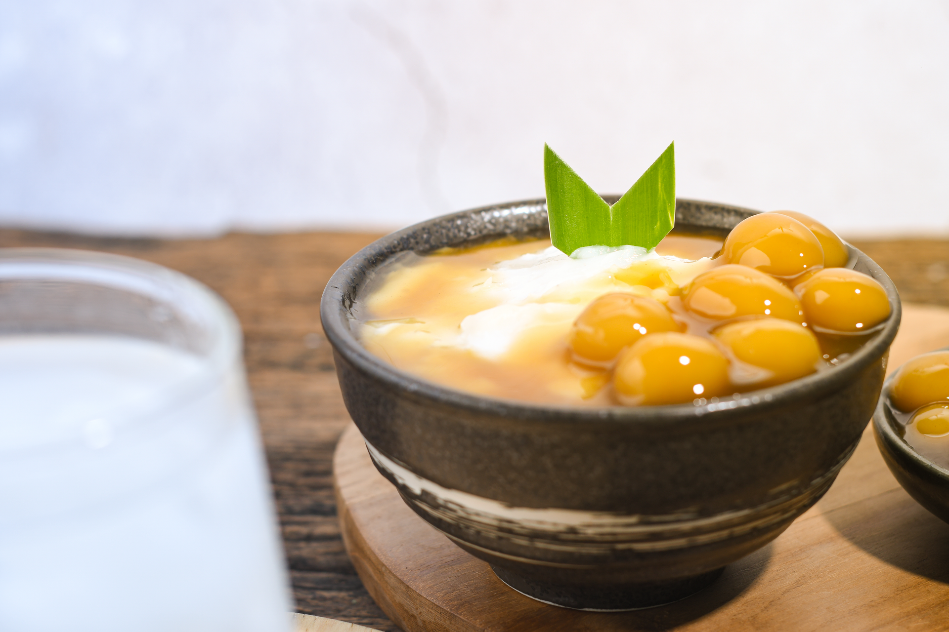 Thai Snow Fungus Dessert Soup with Longan and Water Chestnut