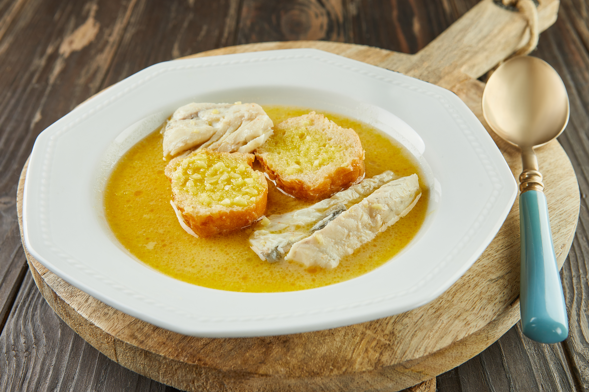 Traditional Basque Bacalao al Pil Pil