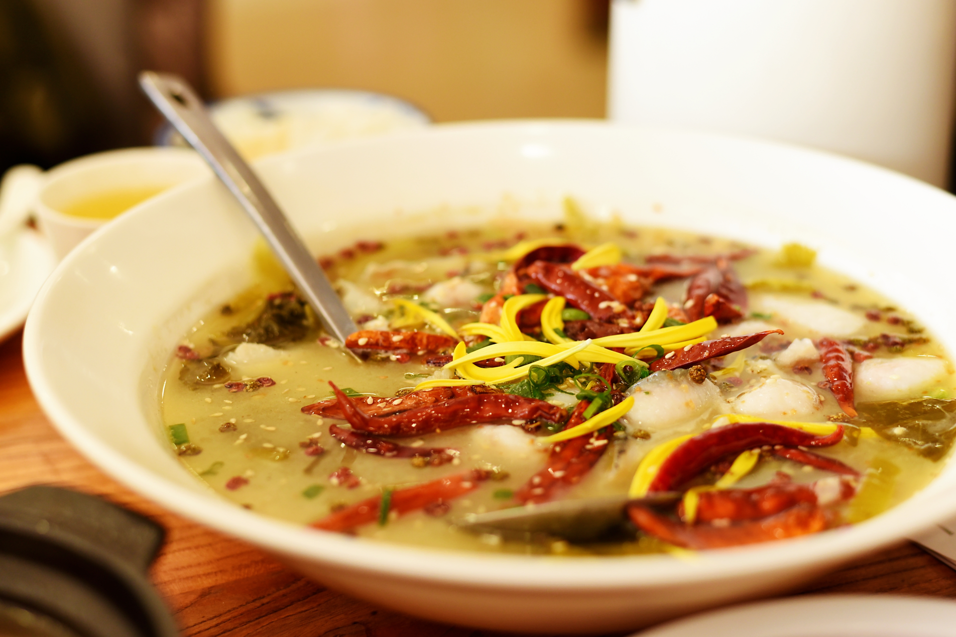 Vibrant Ecuadorian Encebollado with Cilantro-Lime Broth