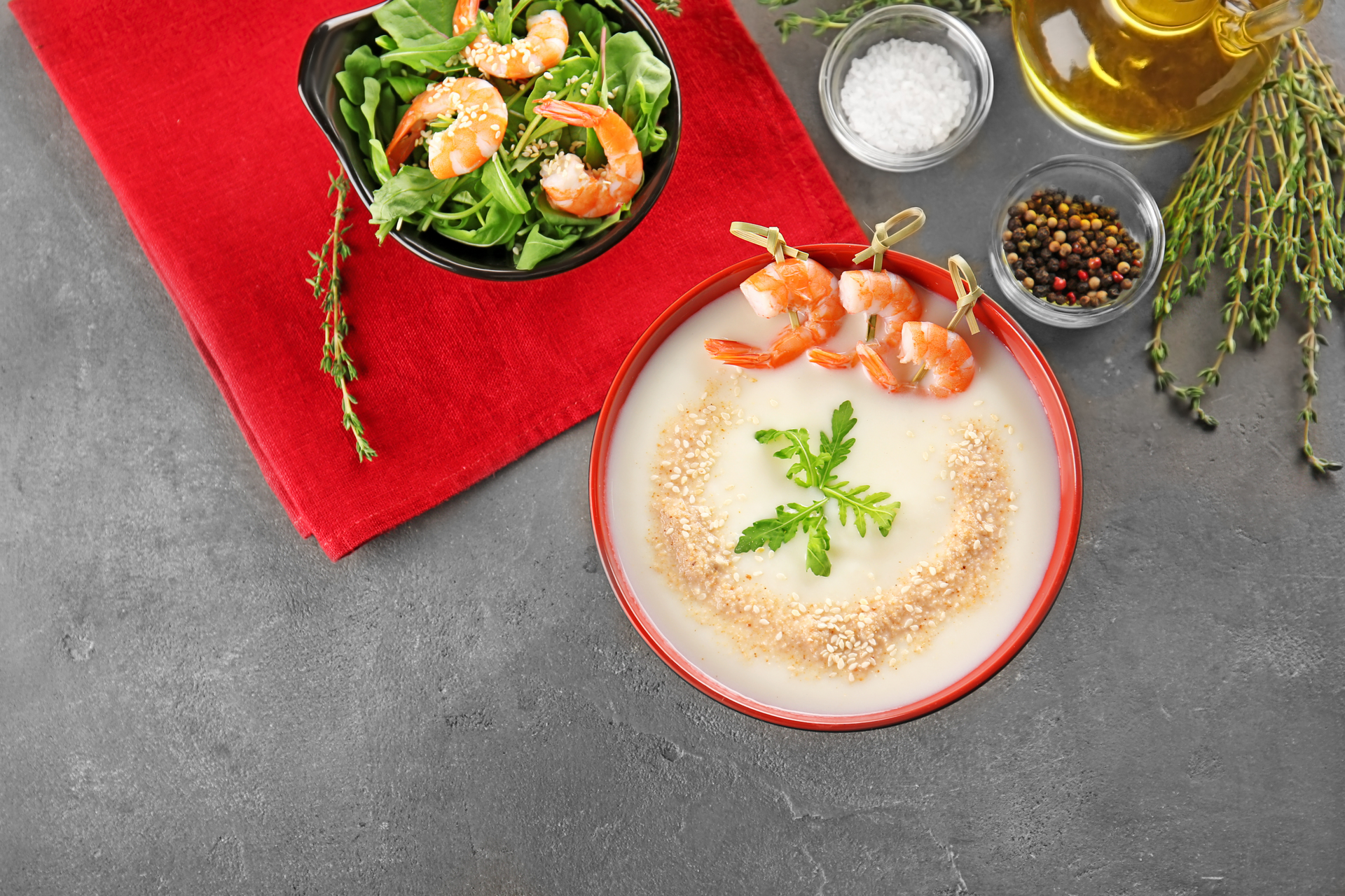 Zesty Greek Avgolemono Soup with Lemon and Orzo