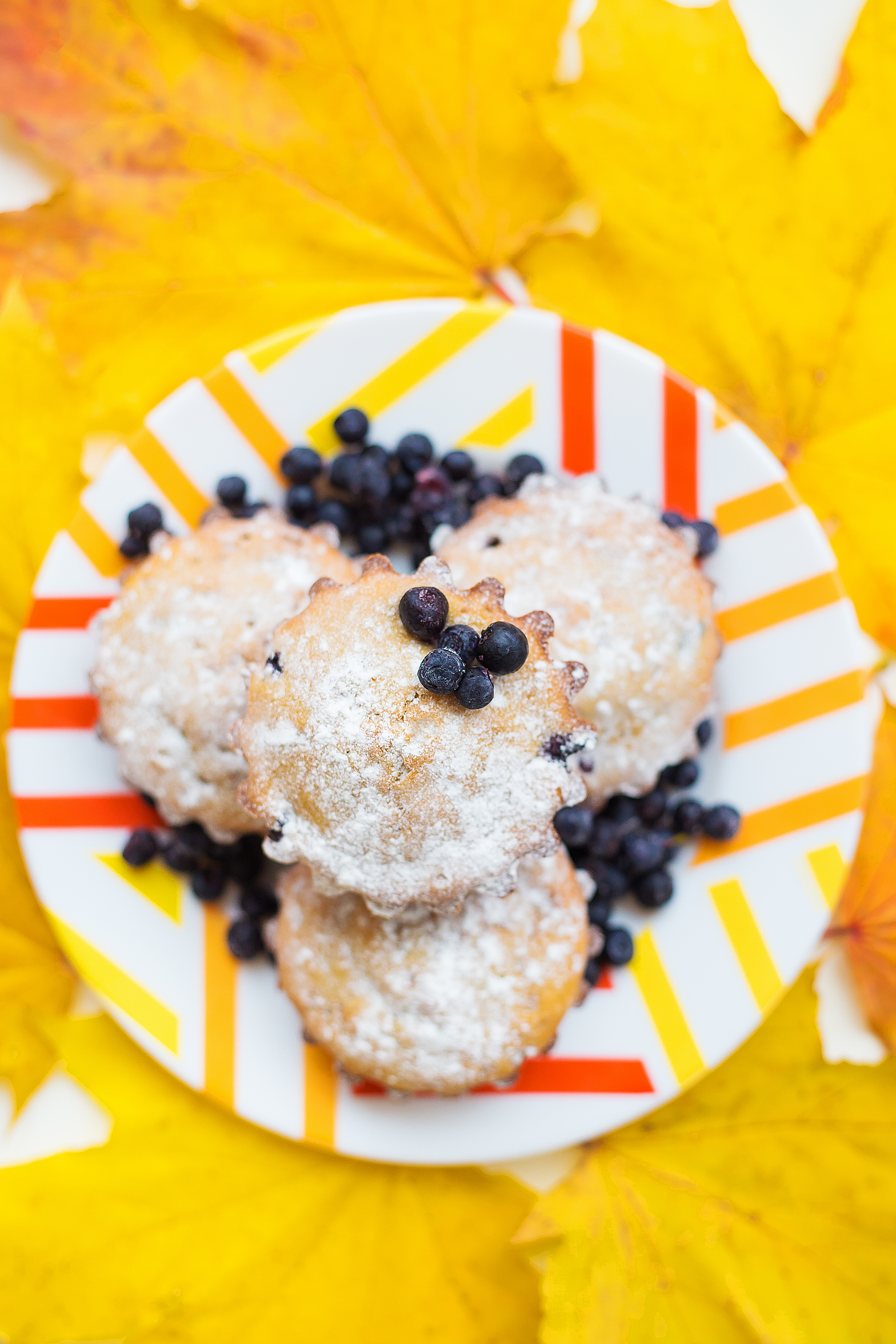 Zesty Italian Festa Frittelle with Limoncello Glaze