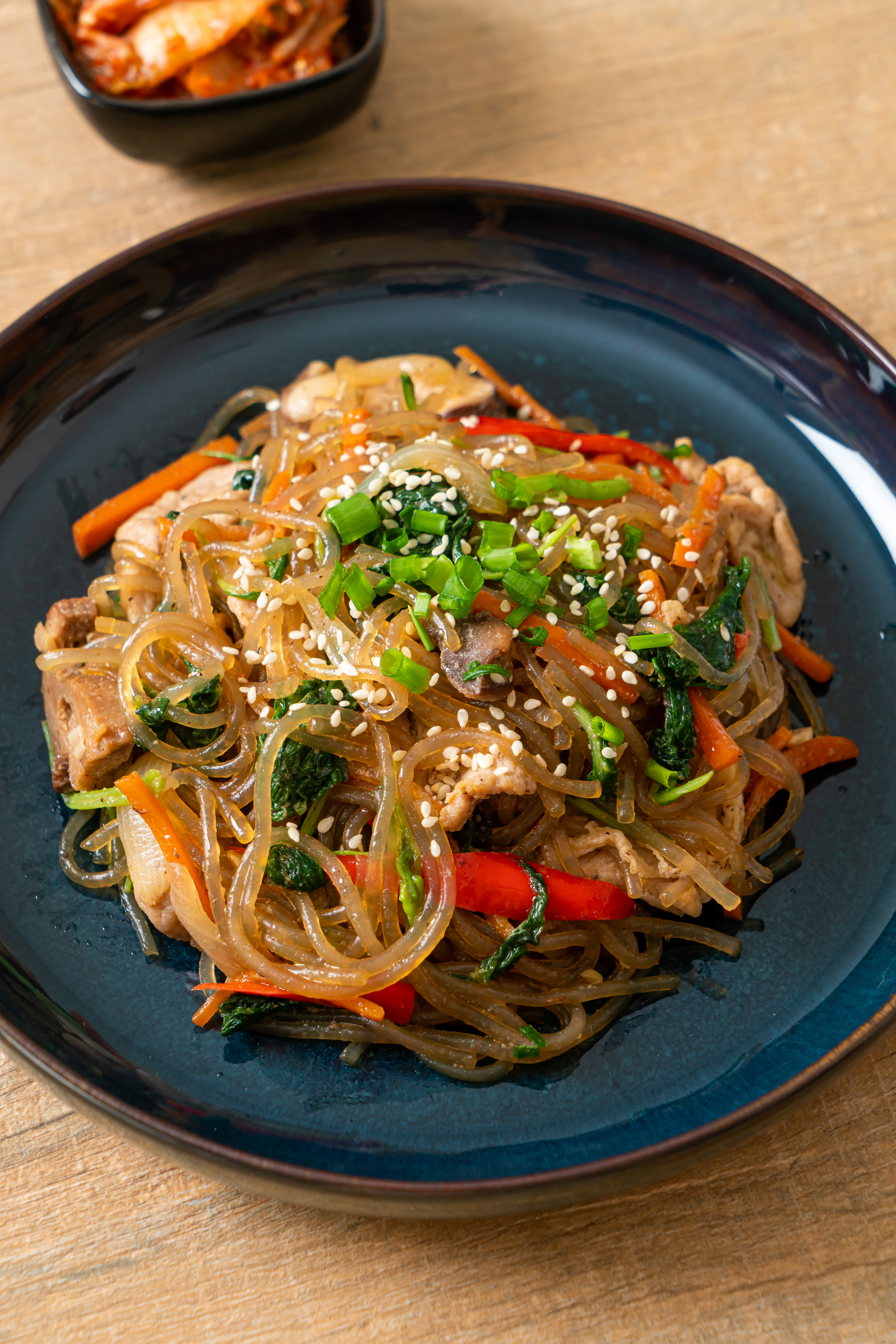 Zesty Korean Bulgogi Noodles with Scallion Garnish