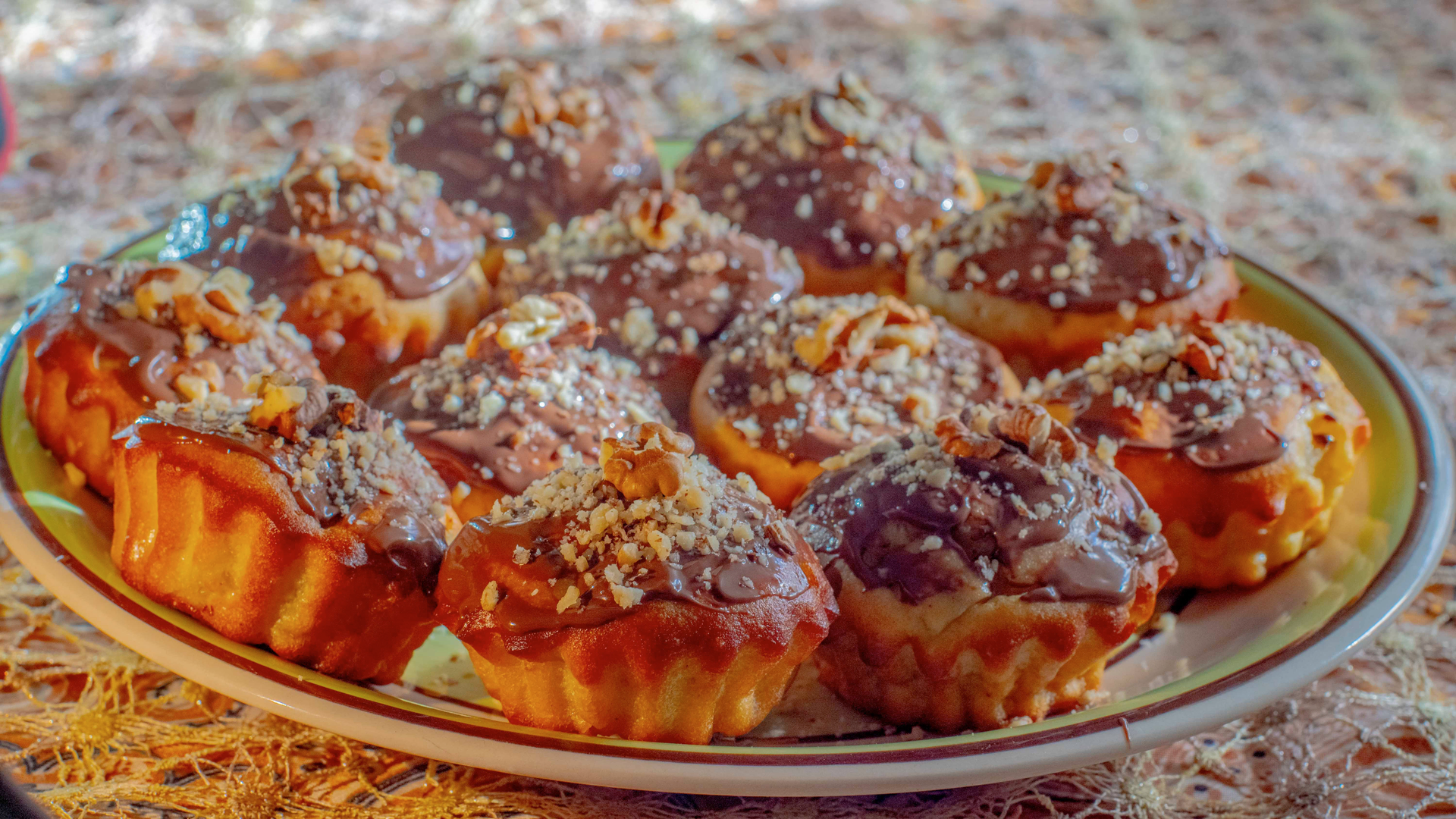 Zesty Tunisian Makroudh with Honey and Dates