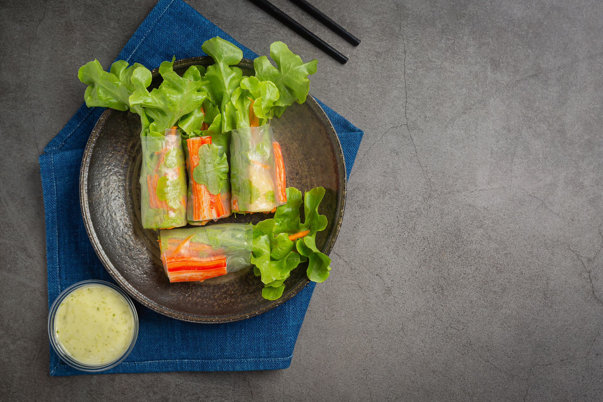 Zesty Vietnamese Goi Cuon (Fresh Spring Rolls)